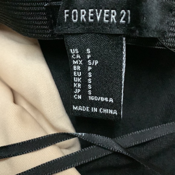 Forever 21 dress ❌SOLD❌ - Picture 4 of 4